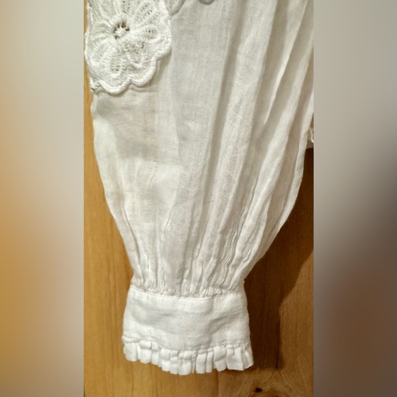 FARM Rio V-Neck Wrap Tie Top - Picture 8 of 13